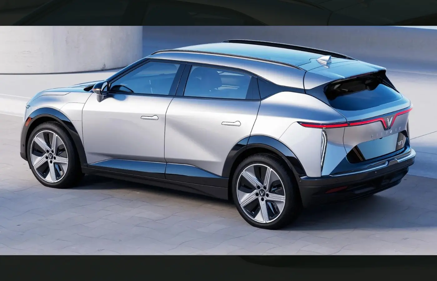 VinFast makes a swift entry, surpassing 1,000 EV sales in India. Featured Image